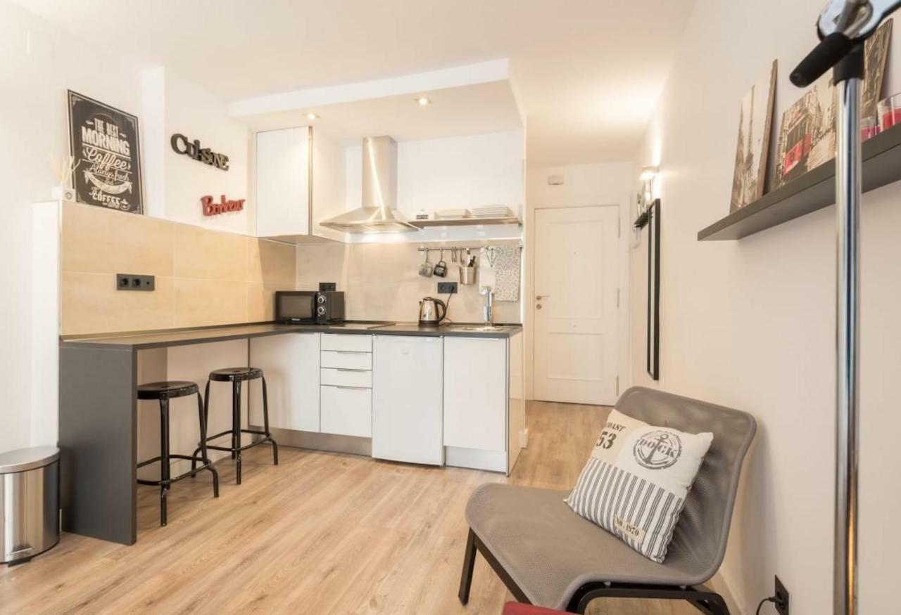 Malaga Beach Apartment Buitenkant foto