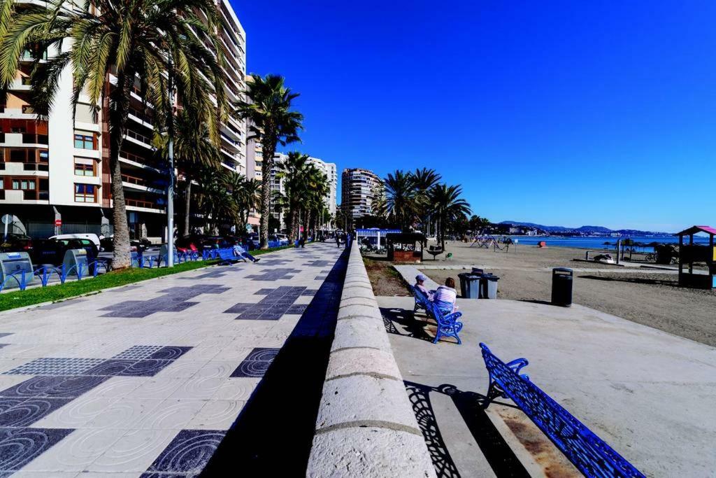 Malaga Beach Apartment Buitenkant foto