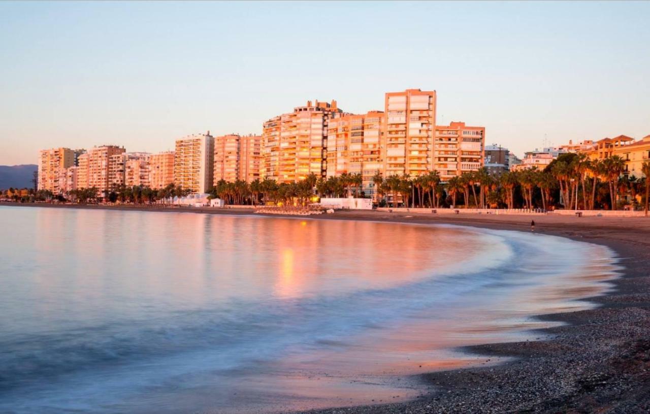 Malaga Beach Apartment Buitenkant foto